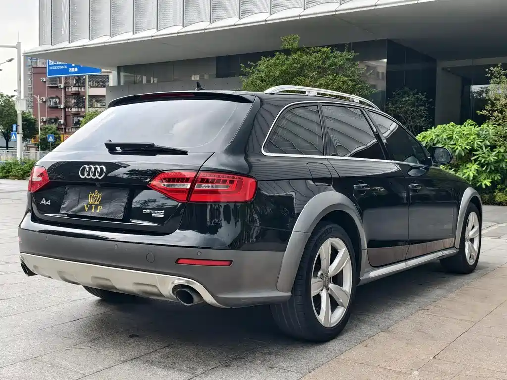 Audi A4 (Import) — миниатюра 9
