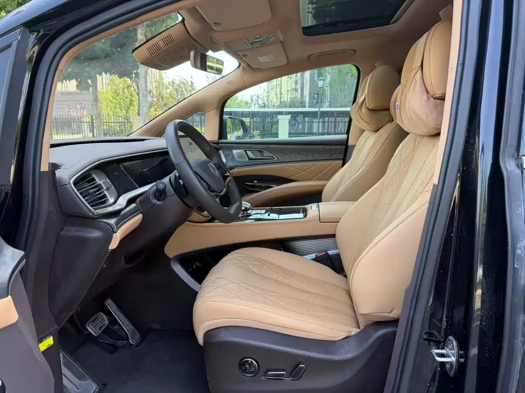 Denza D9 2025 DM-i Smart Drive 1020 Luxury