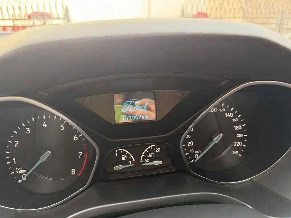 Ford Focus — миниатюра 7