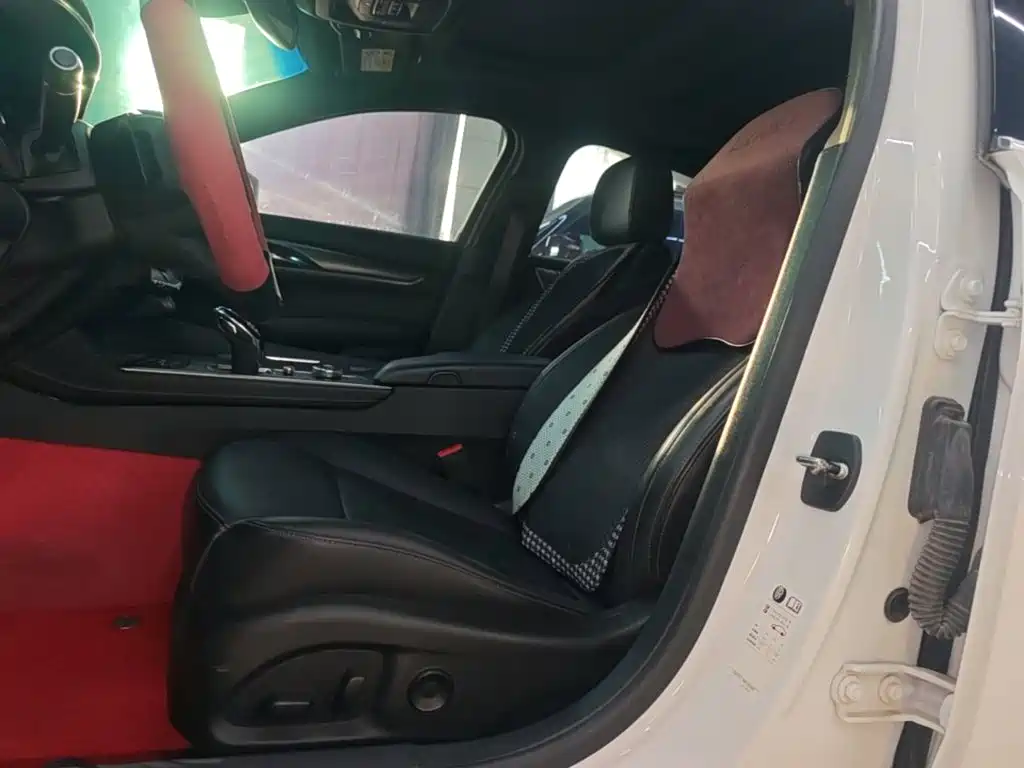 Cadillac CT5 — миниатюра 15