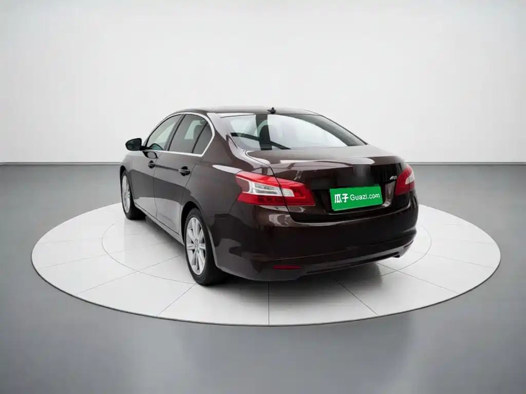 Peugeot 408 — миниатюра 4