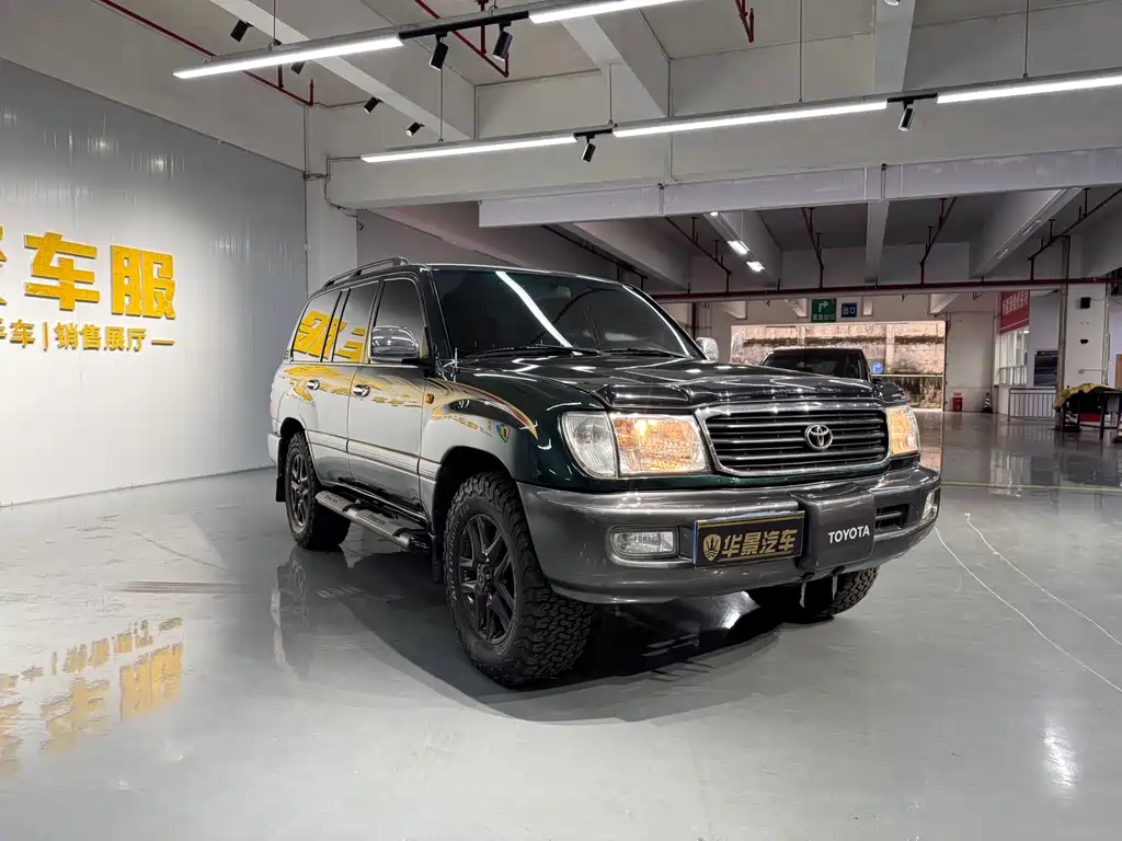 Toyota Land Cruiser 2003 4.5L MT
