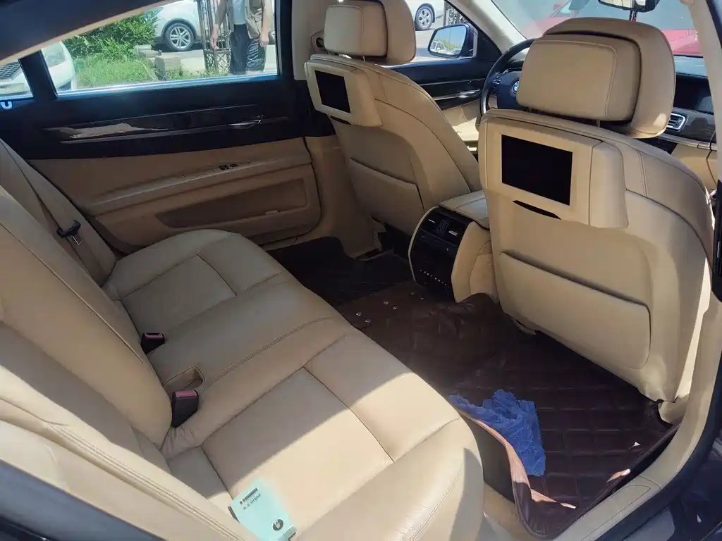 BMW 7 Series 7 2009 740Li Luxury