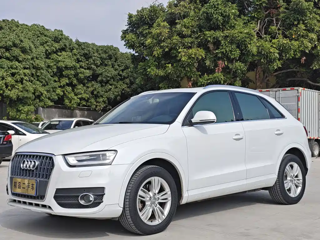 Audi Q3 2015