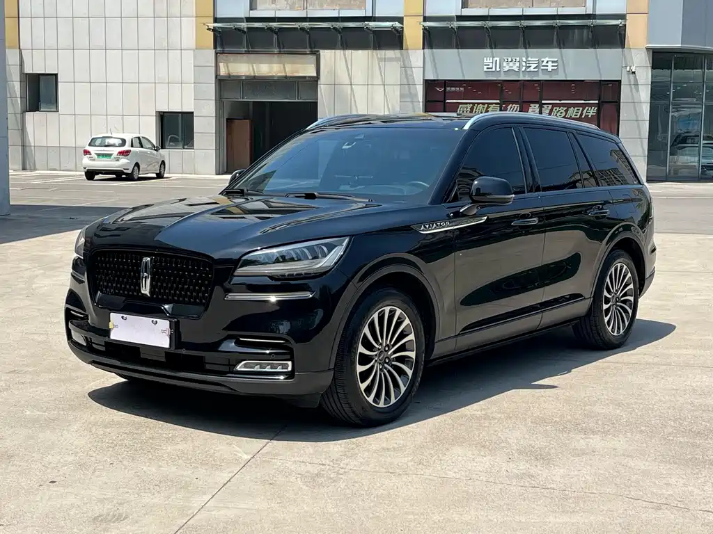 Купить Lincoln Aviator