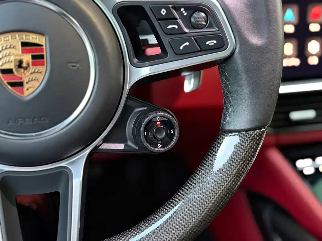 Porsche Cayenne — миниатюра 30