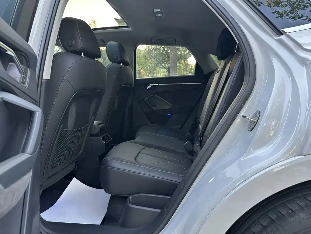 Audi Q3 Sportback — миниатюра 13