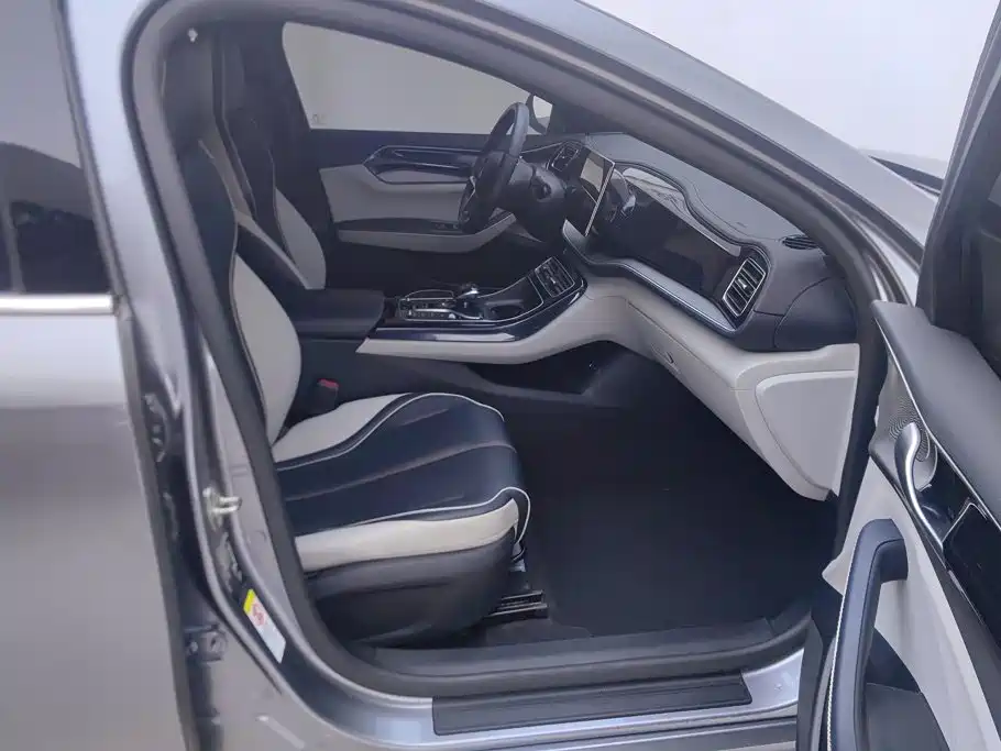 BYD Qin PLUS — миниатюра 8