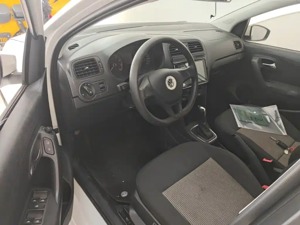 Volkswagen Polo — миниатюра 14