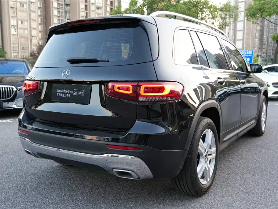 Mercedes-Benz GLB — миниатюра 13