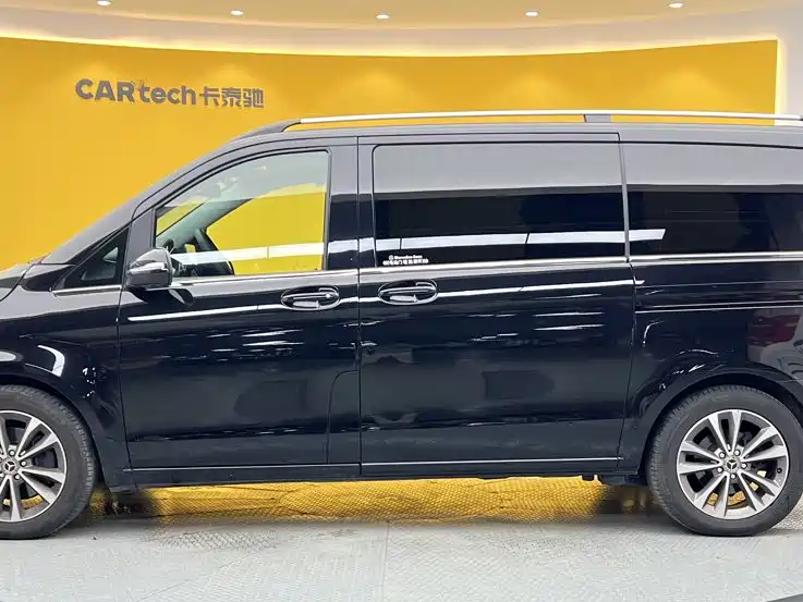 Mercedes-Benz V-Class — миниатюра 7
