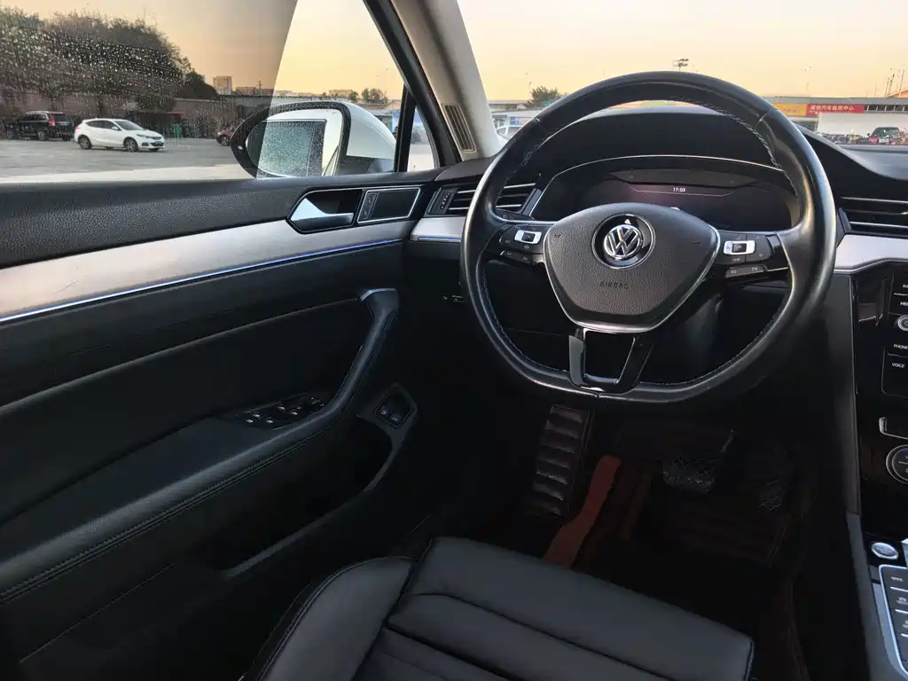 Volkswagen Viloran New Energy — миниатюра 11
