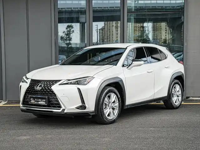 lexus ux