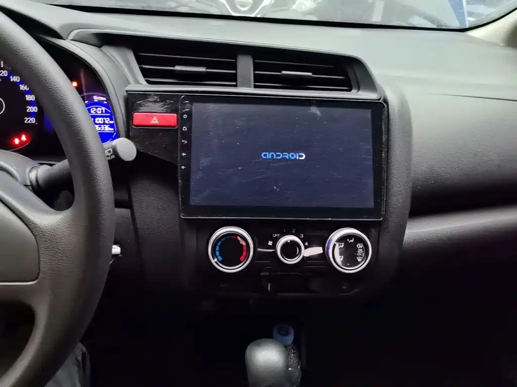 Honda Fit — миниатюра 13