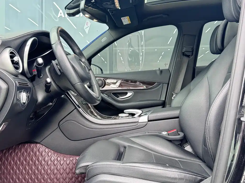 Mercedes-Benz GLC 2017 GLC 260 4MATIC