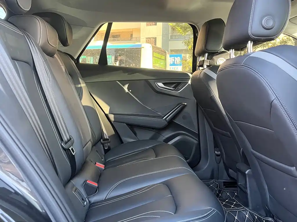 Audi Q2L — миниатюра 10
