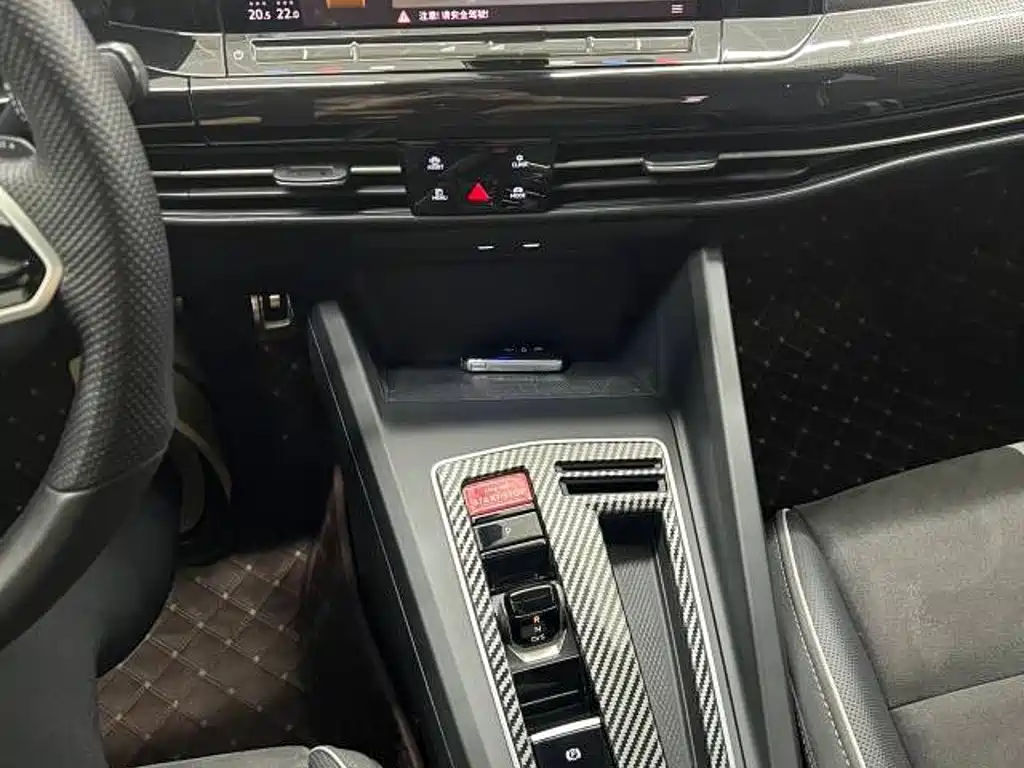 Volkswagen Golf — миниатюра 12