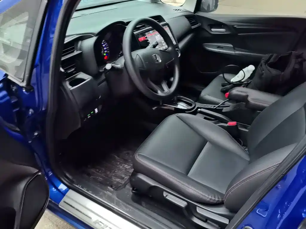 Honda Fit — миниатюра 15