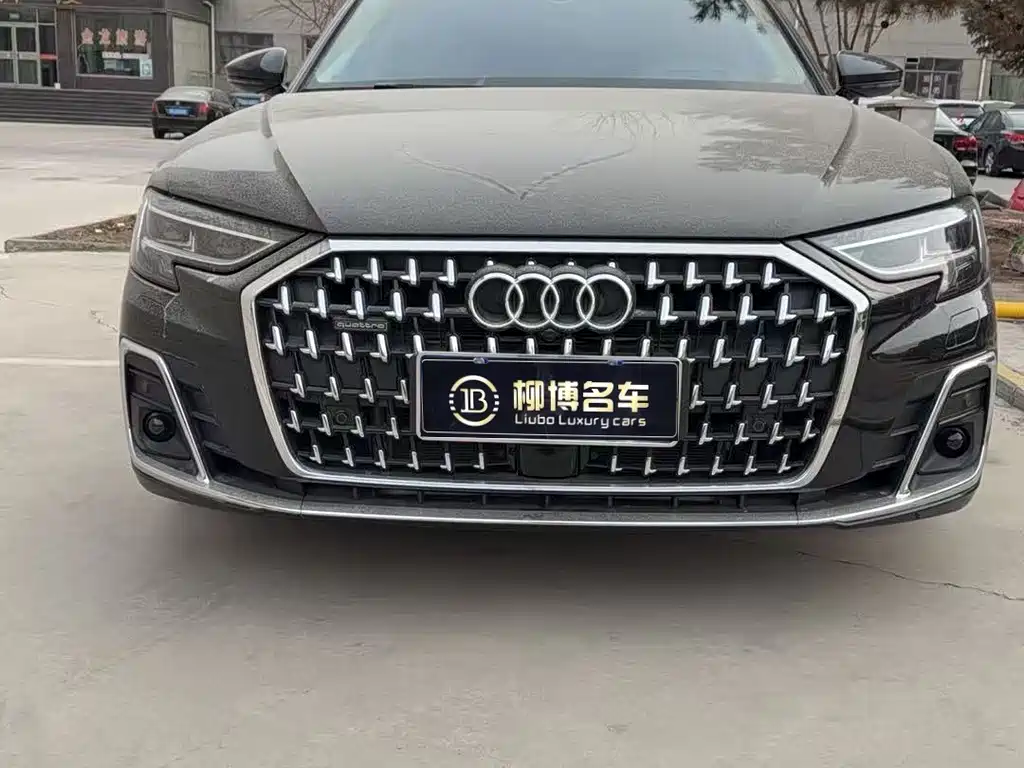 Audi A8 2025