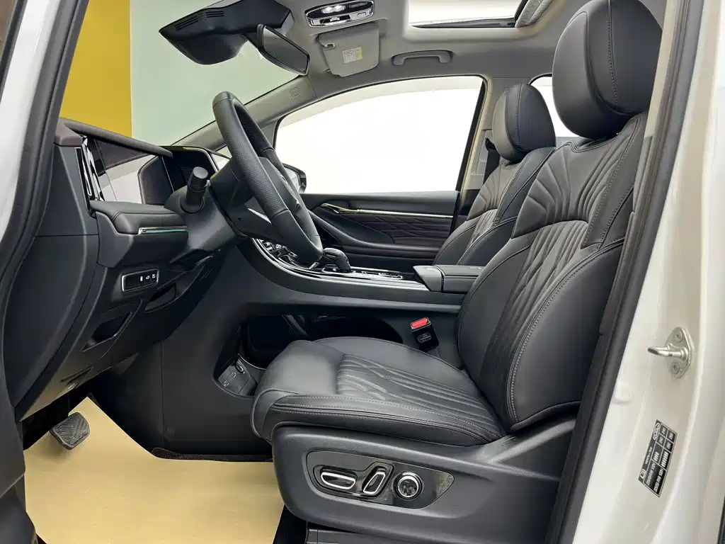 GAC Motor Trumpchi M8 — миниатюра 17