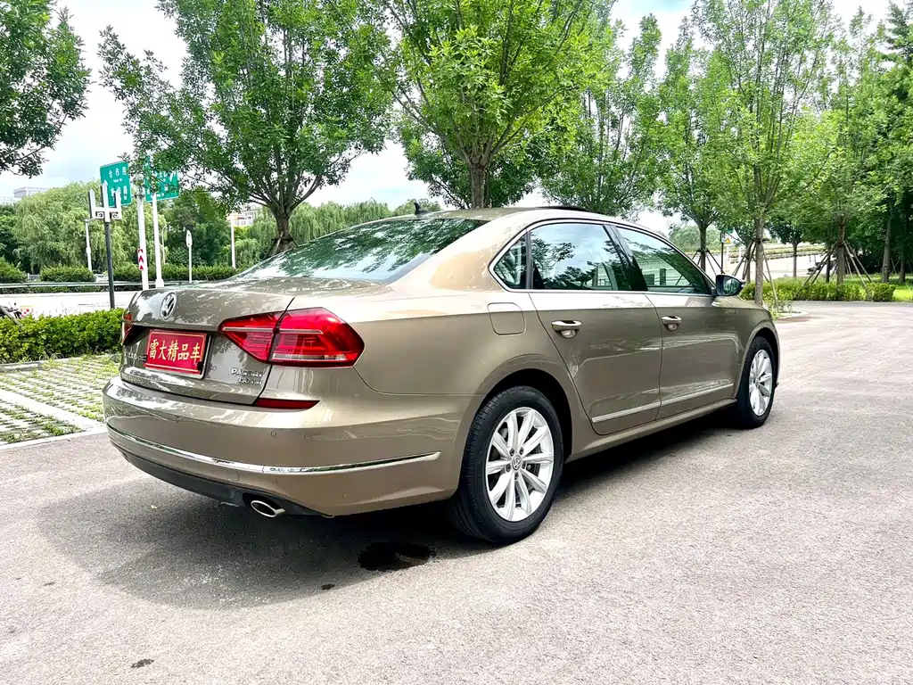 Volkswagen Passat — миниатюра 4