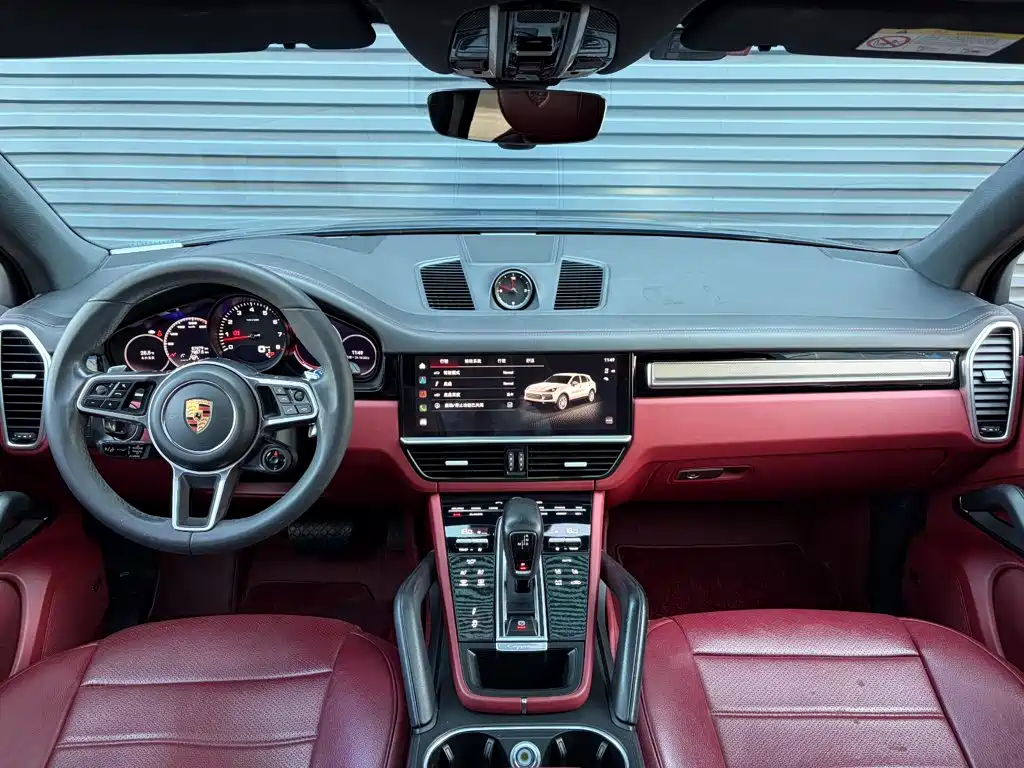 Porsche Cayenne — миниатюра 21