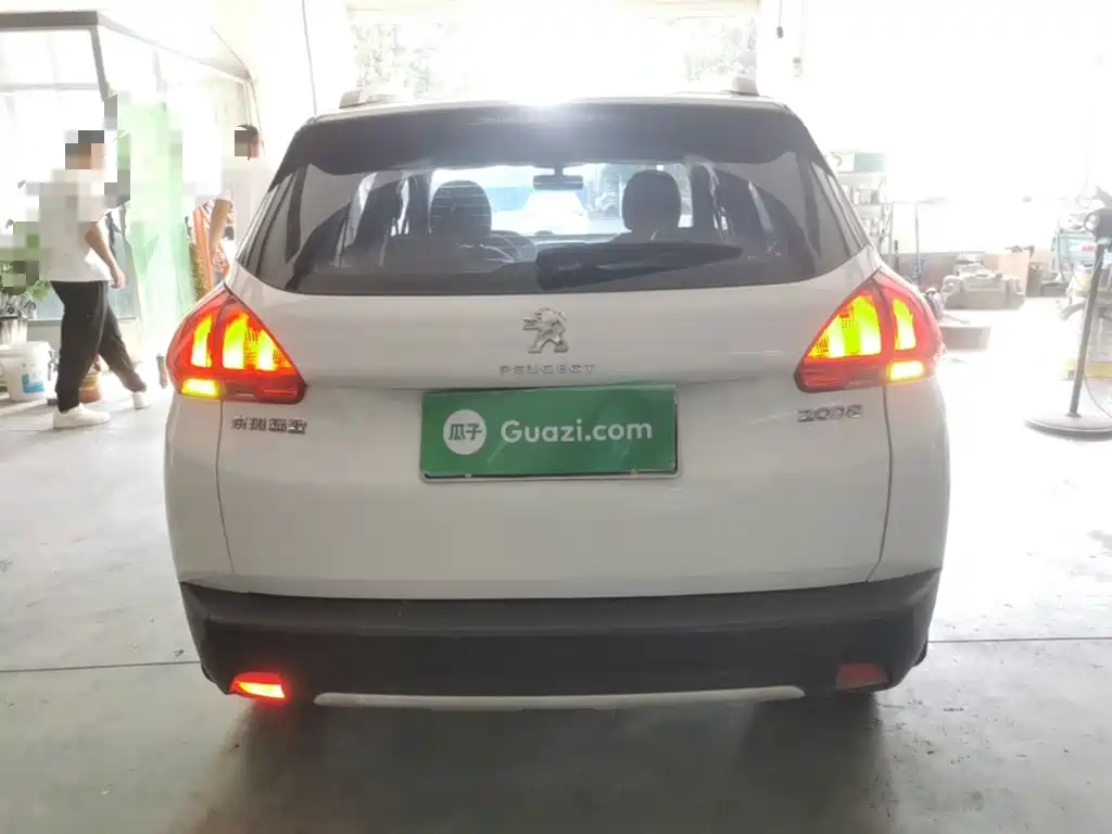 Peugeot 2008 — миниатюра 6