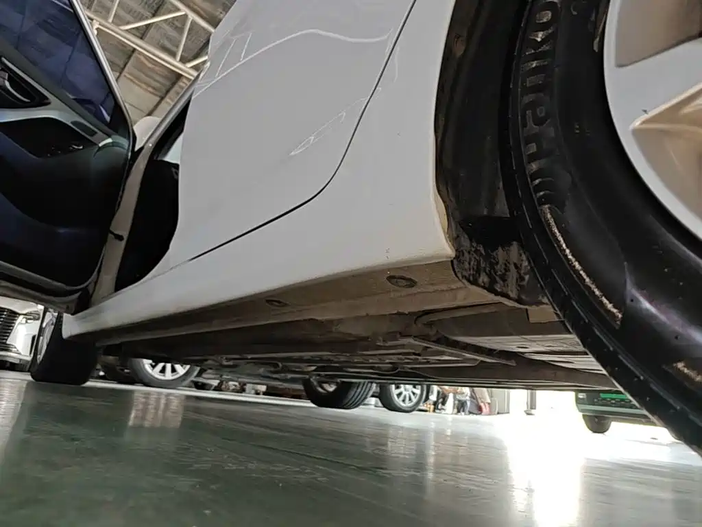 Hyundai Elantra Langdong — миниатюра 22