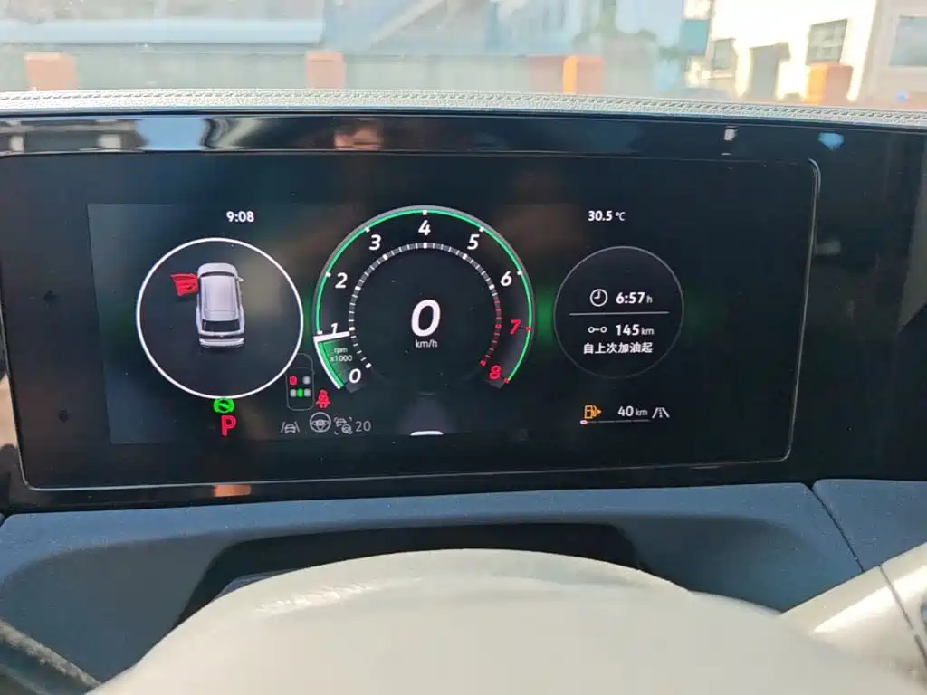 Volkswagen Tiguan L — миниатюра 16