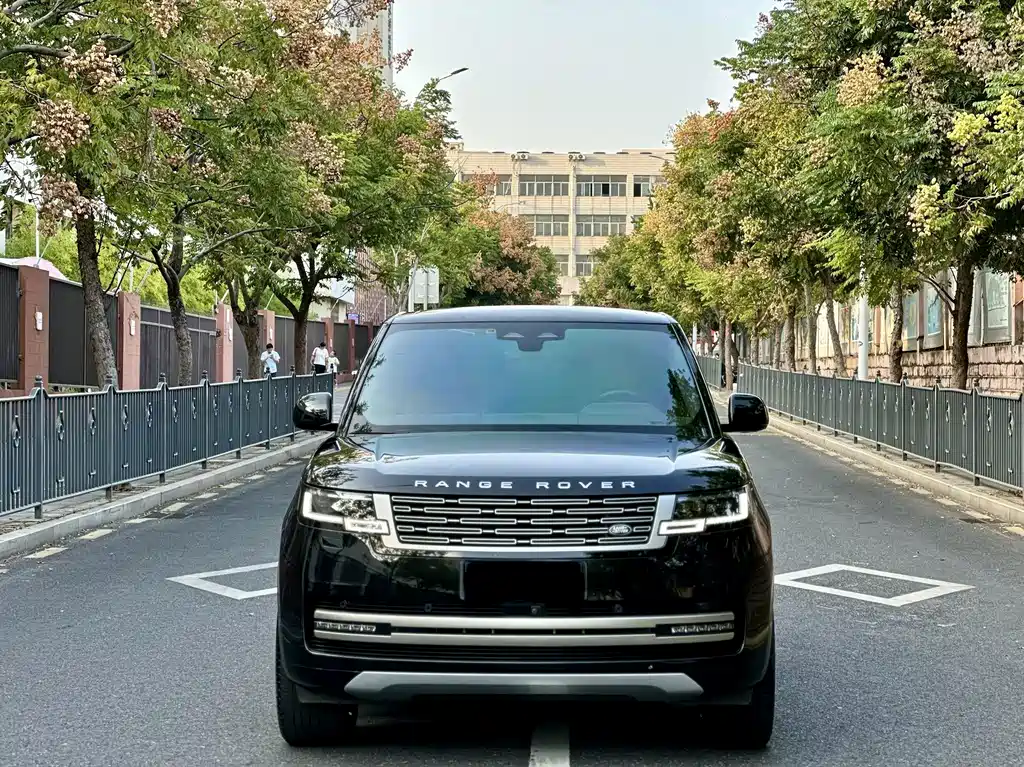 Land Rover Range Rover — миниатюра 2