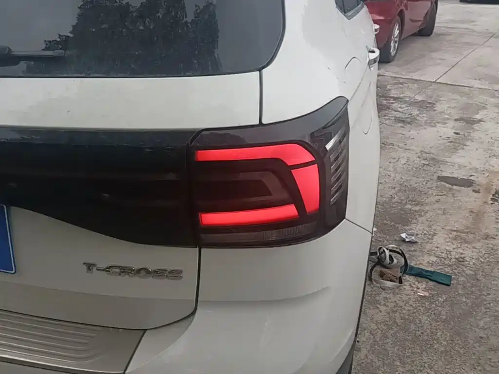 Volkswagen T-Cross — миниатюра 8