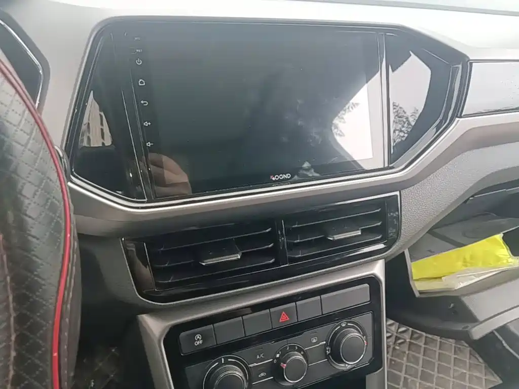 Volkswagen T-Cross — миниатюра 13