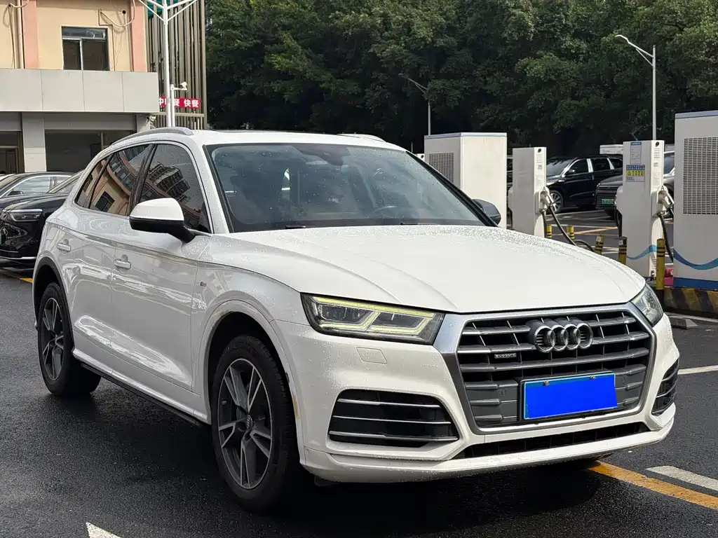 Audi Q5L — миниатюра 3