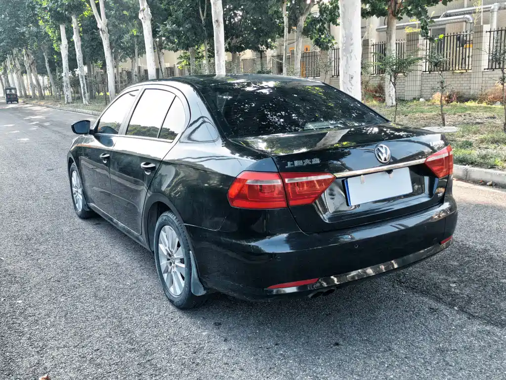 Volkswagen Lavida — миниатюра 6