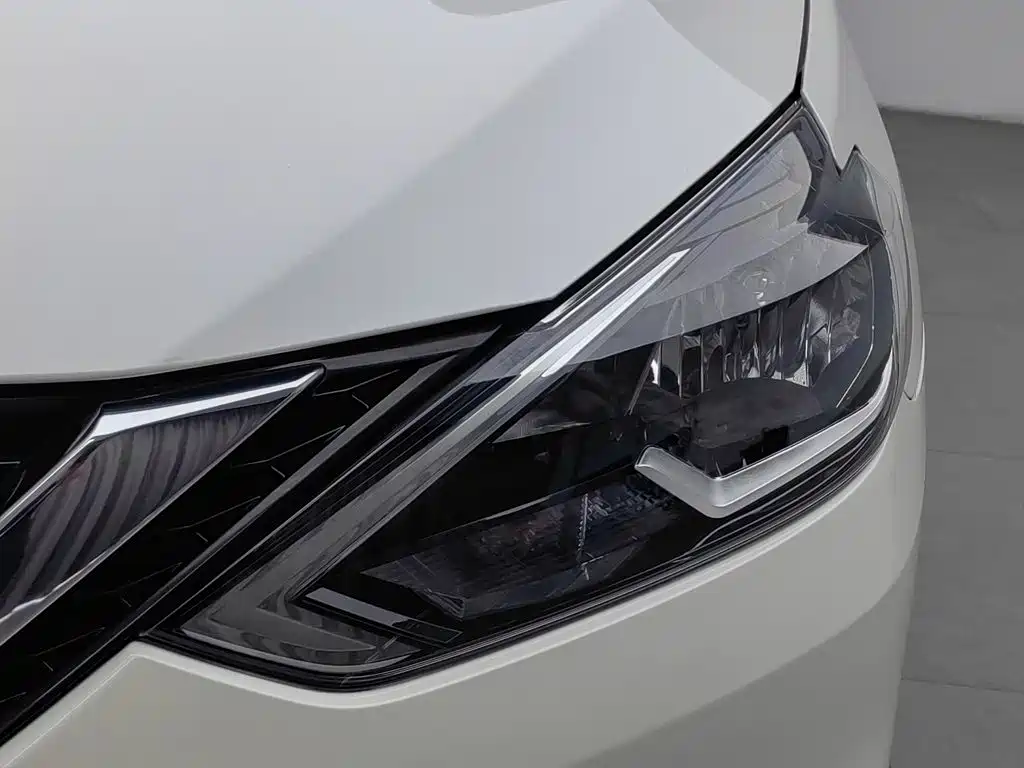 Nissan Sylphy — миниатюра 7