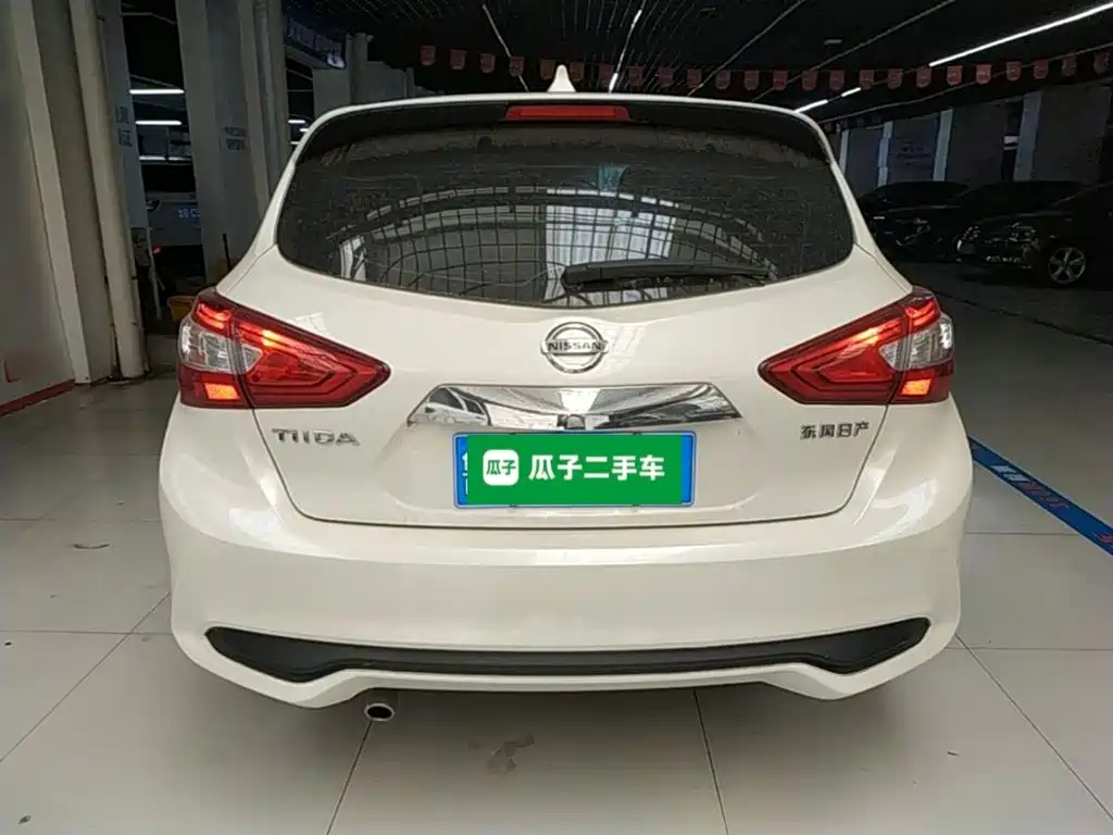 Nissan Tiida — миниатюра 6