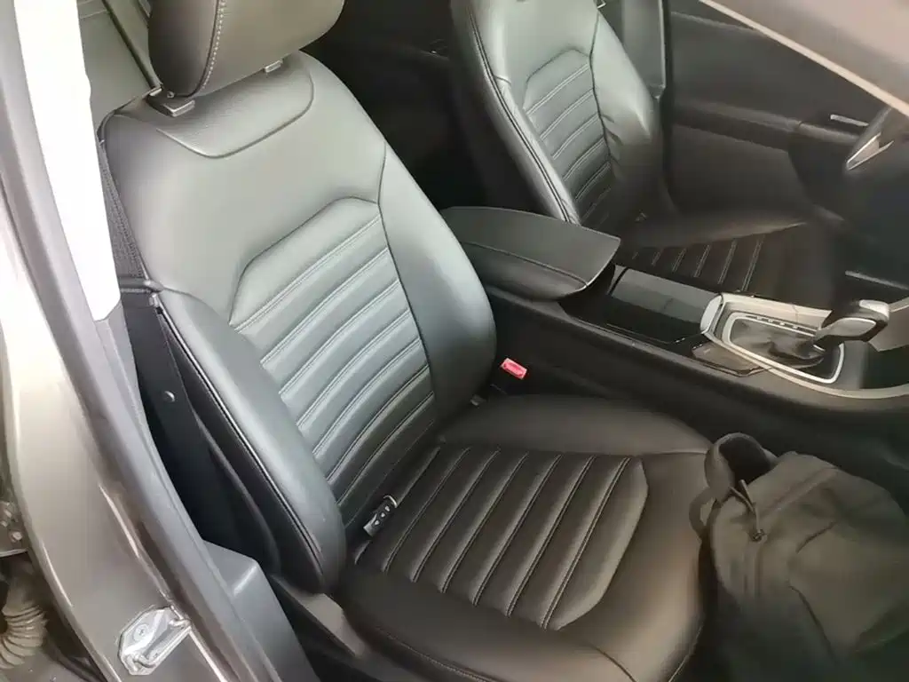 Ford Mondeo — миниатюра 25