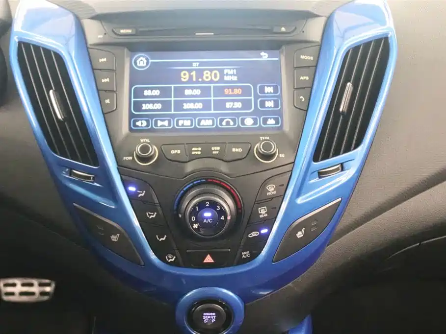 Hyundai Veloster 2012 1.6T AT Luxury
