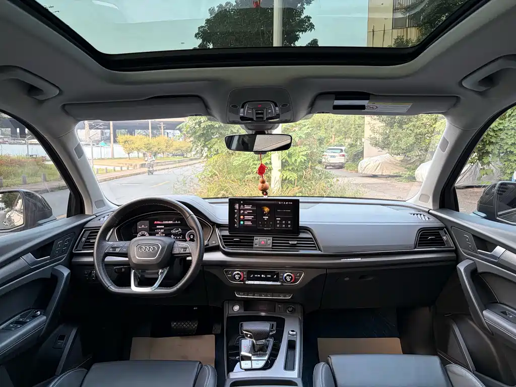 Audi Q5L — миниатюра 9