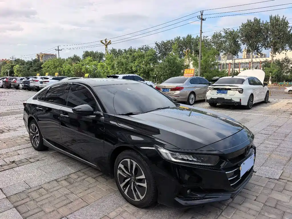 Honda Accord — миниатюра 3