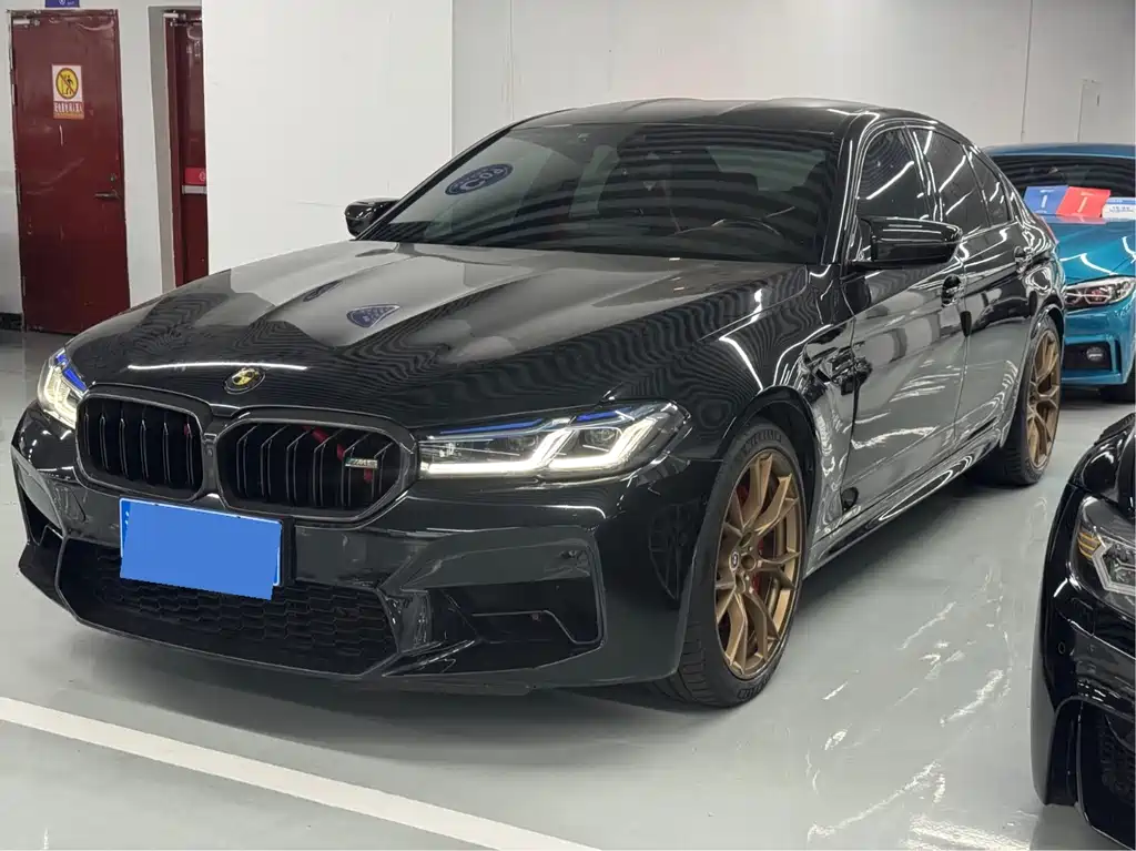 Купить BMW M5