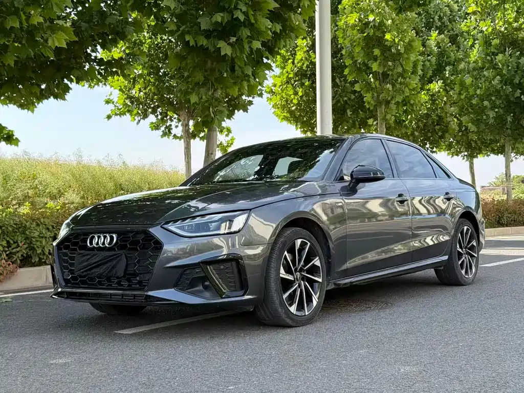 Купить Audi A4L
