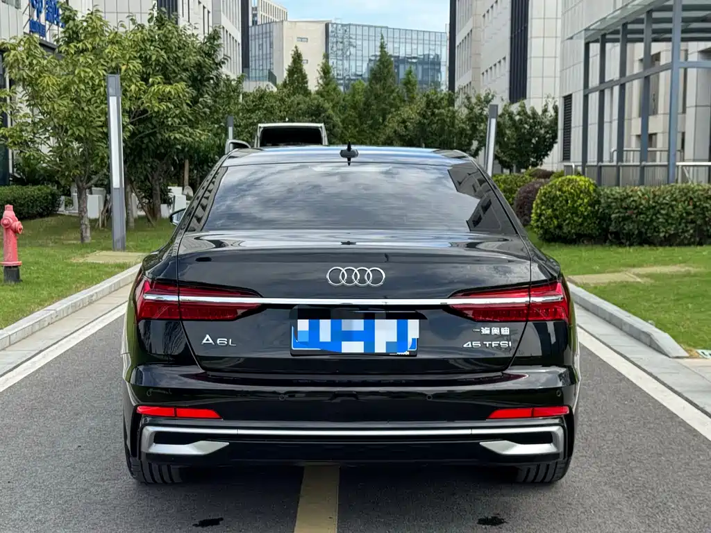 Audi A6L — миниатюра 3