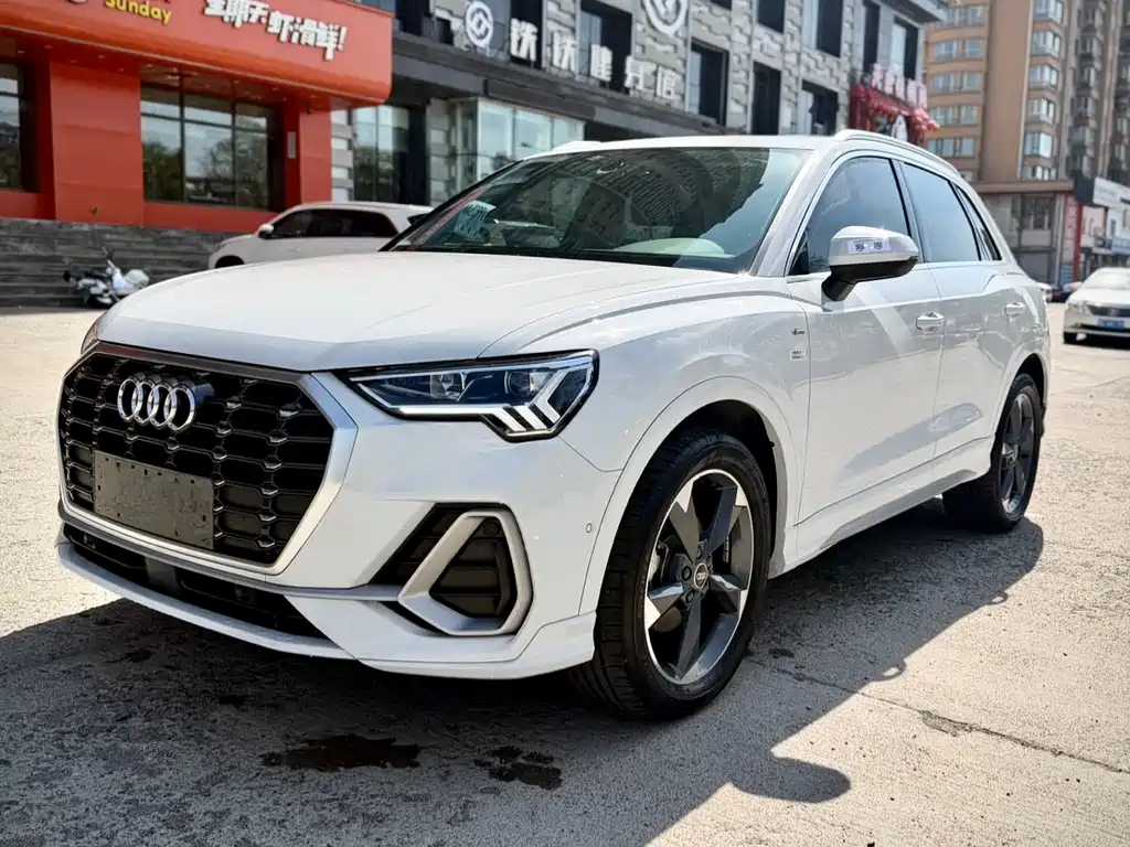 Audi Q3 2022