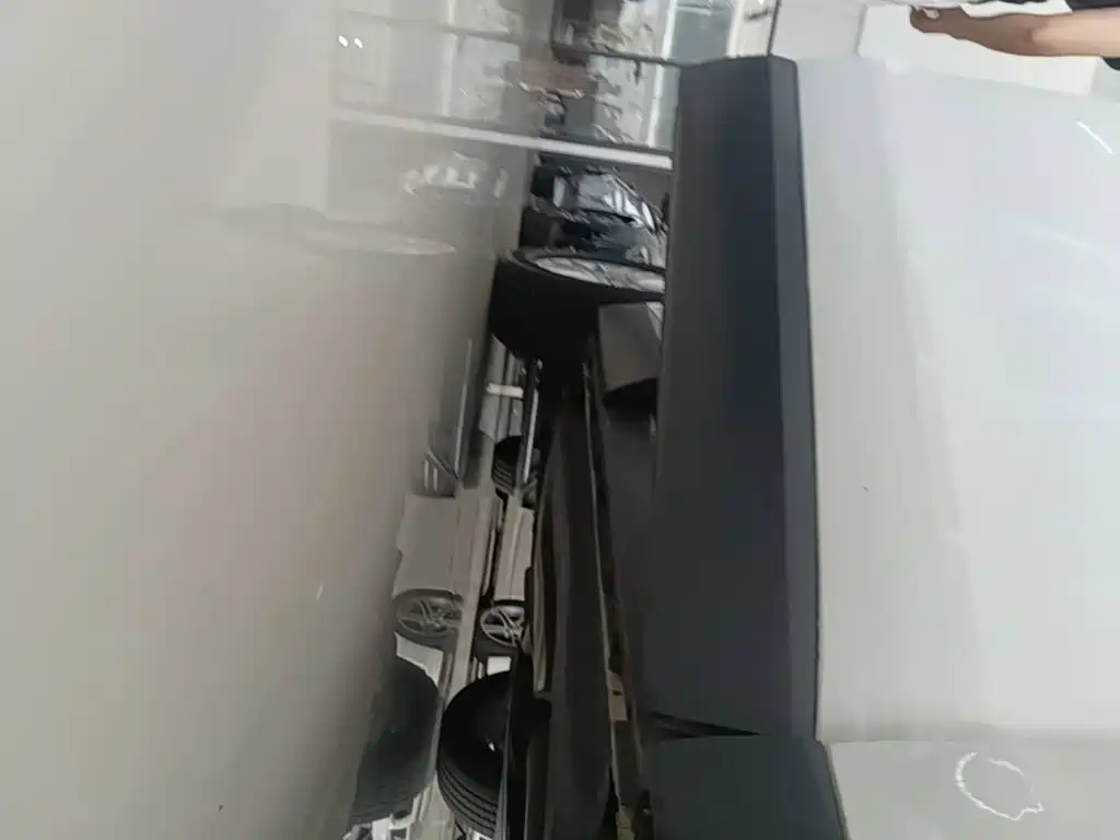 Jaguar F-PACE — миниатюра 21