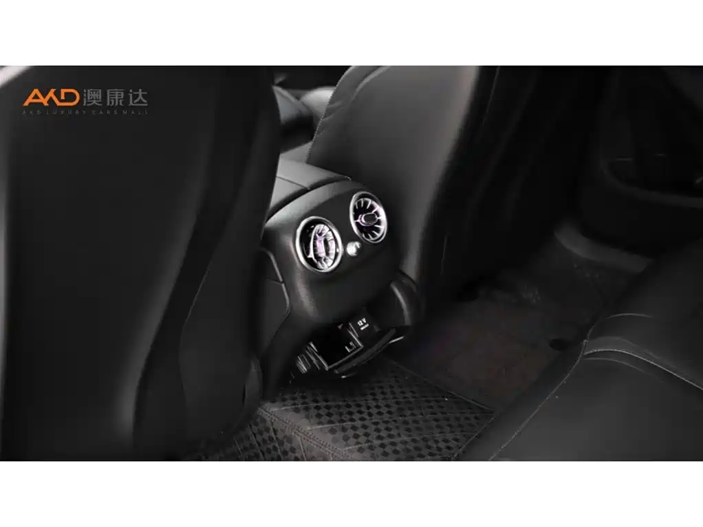 Mercedes-Benz C-Class AMG — миниатюра 9