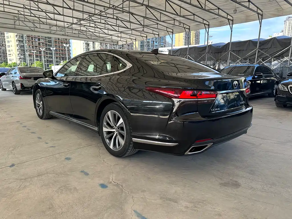 Lexus LS 2018 350 V