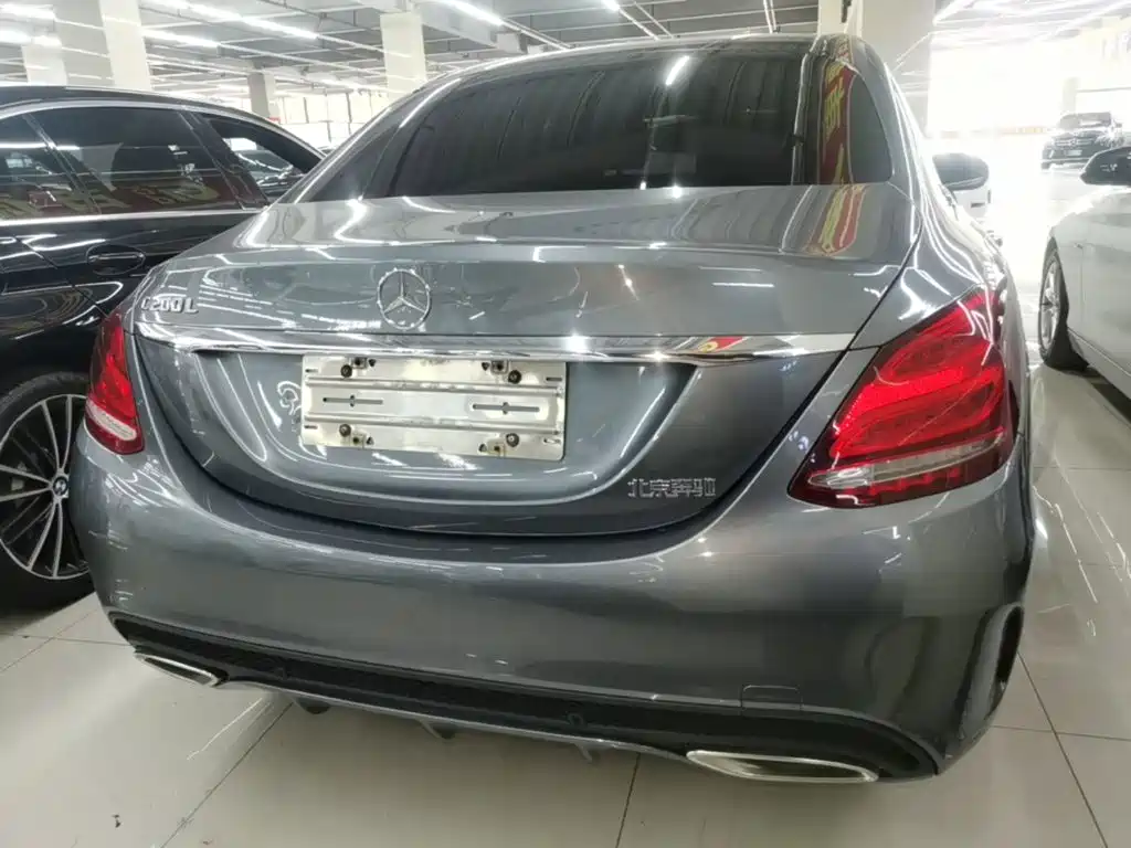 Mercedes-Benz C-Class — миниатюра 6