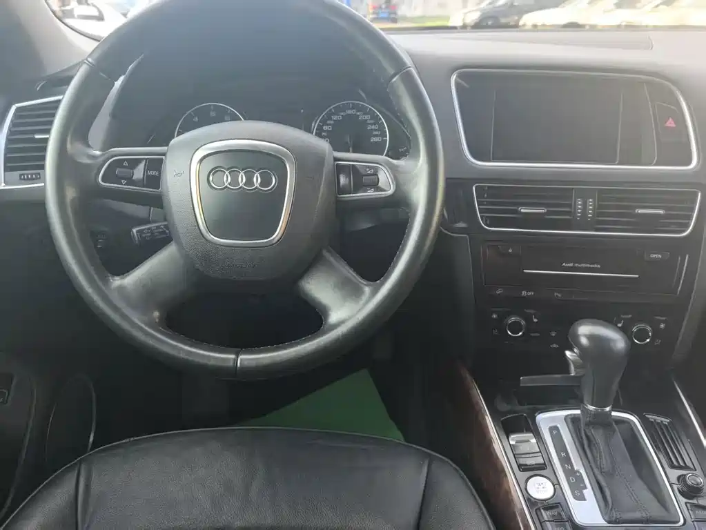 Audi Q5 — миниатюра 9