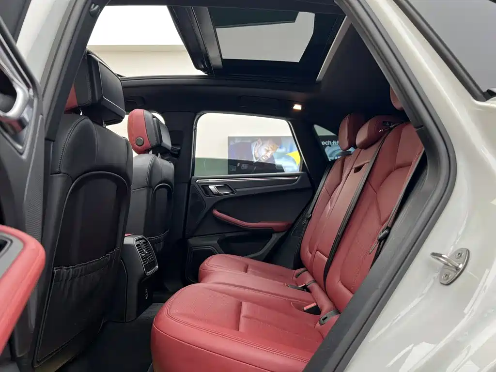 Porsche Macan — миниатюра 34